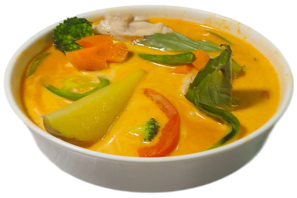 14B. Red Curry (Chicken)