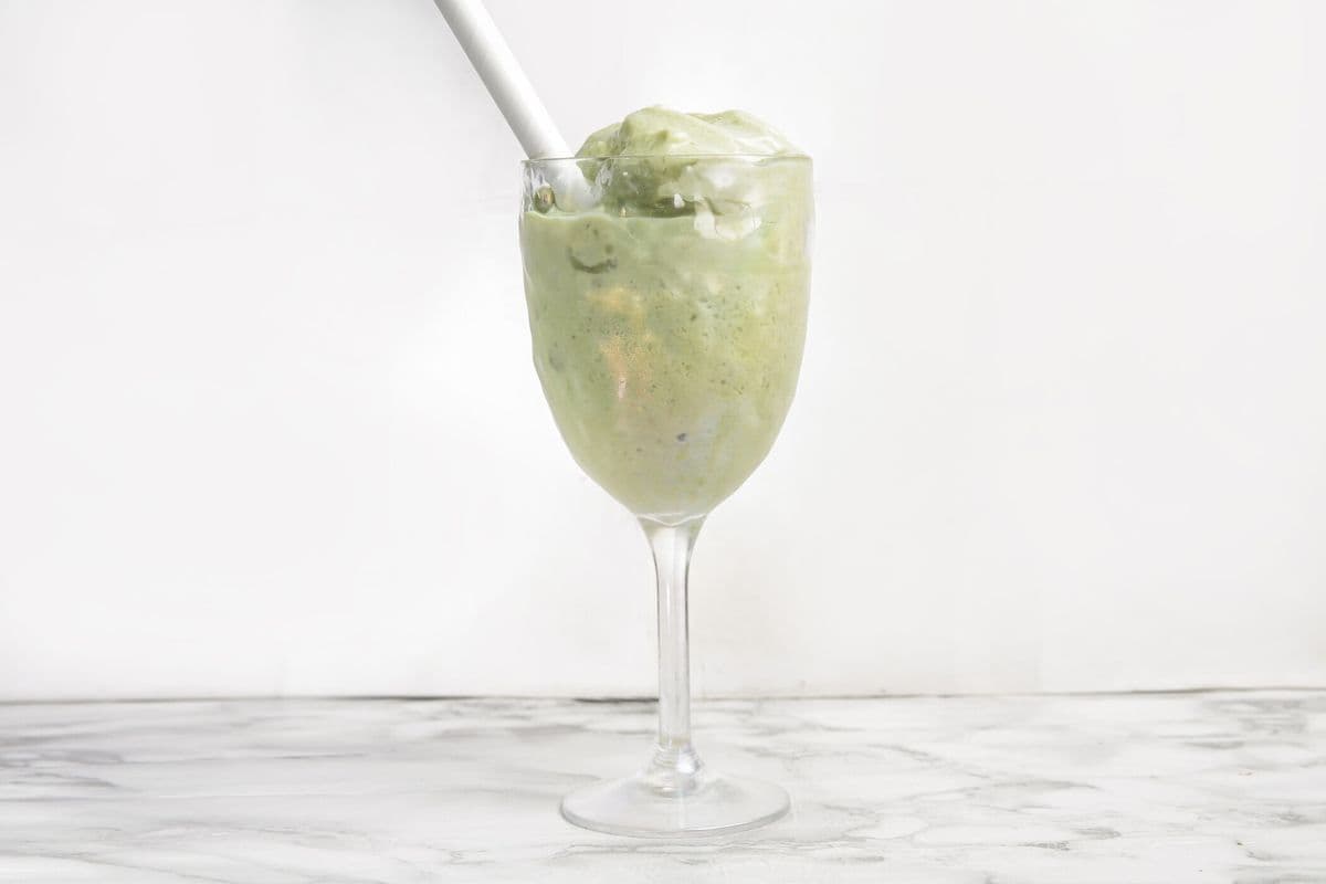 113. Avocado Milkshake (Sinh To Bo)