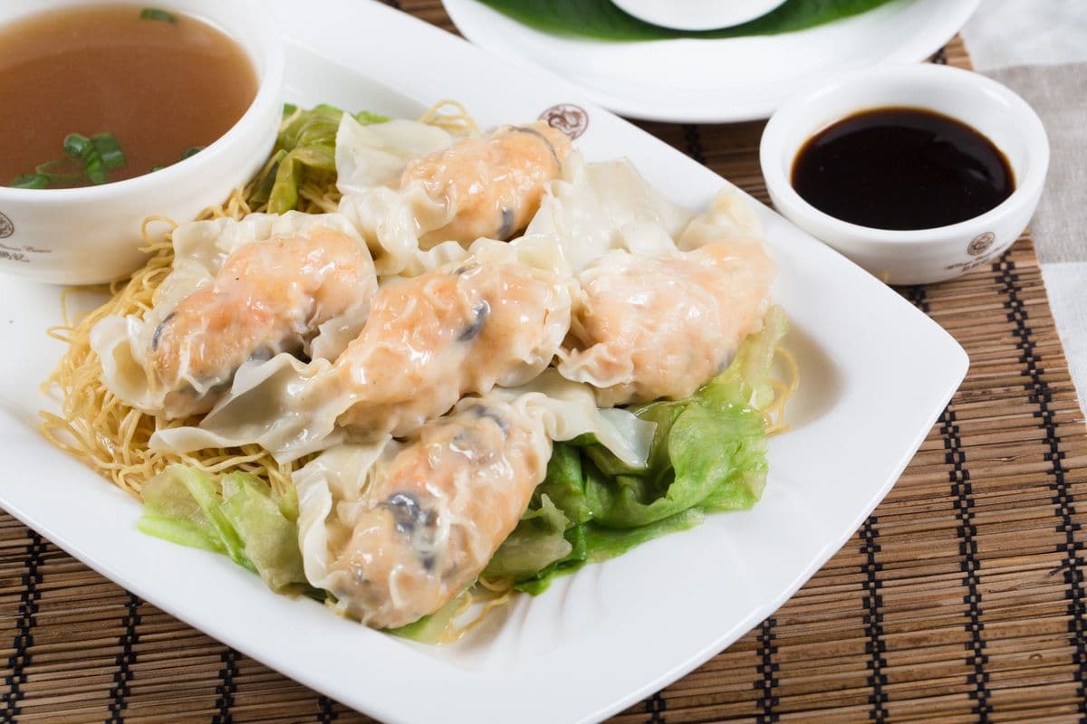 D2. Dumpling Lo Mein