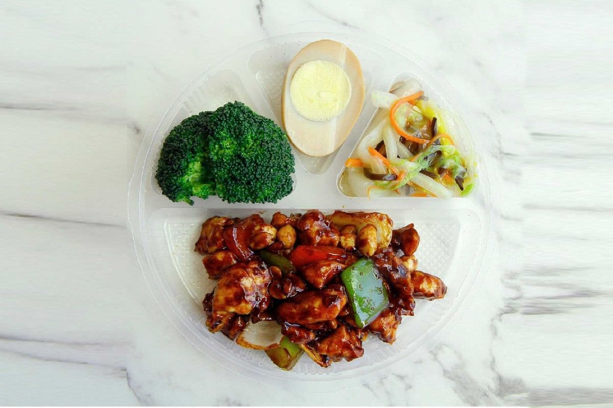 Stir Fried Dice Chicken Bento Box 醬爆雞丁便當