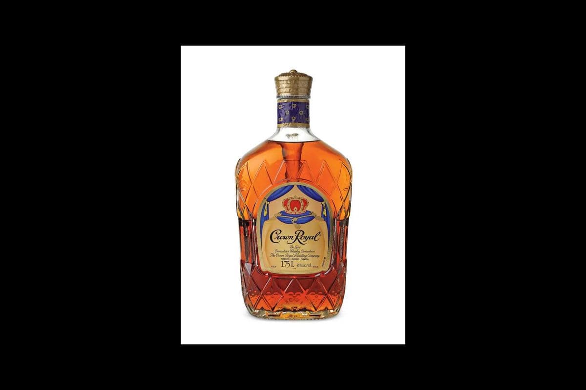 Crown Royal (1750 ml Bottle) (1 x 1.75l)