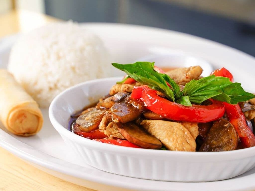 L7. Eggplant Basil Stir Fry Lunch Special