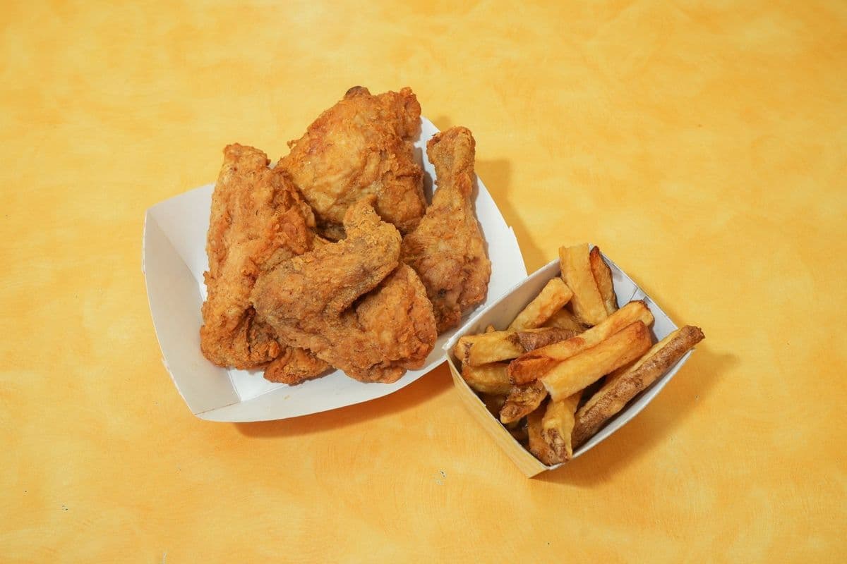 4 Pieces and Wedges or Fries (4 pcs + Sm W/F)