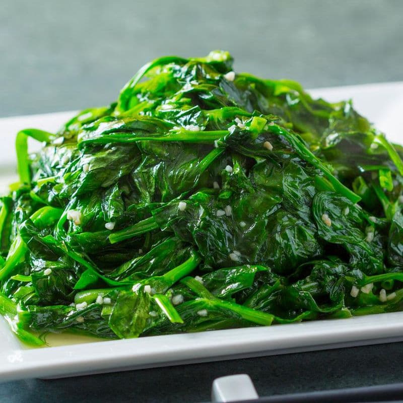 Sauteed Pea Tips with Garlic 蒜蓉豆苗