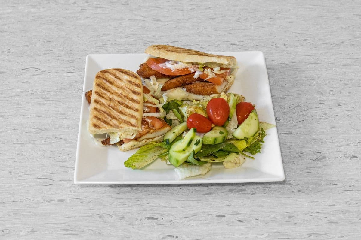 10" Panini poulet / 10" Chicken Cutlet Panini