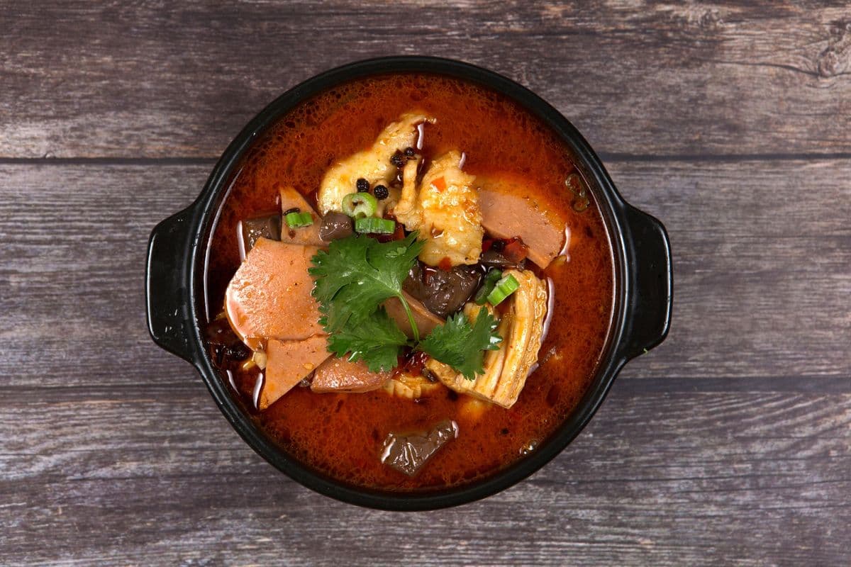 Pork Blood Casserole 砂锅血旺