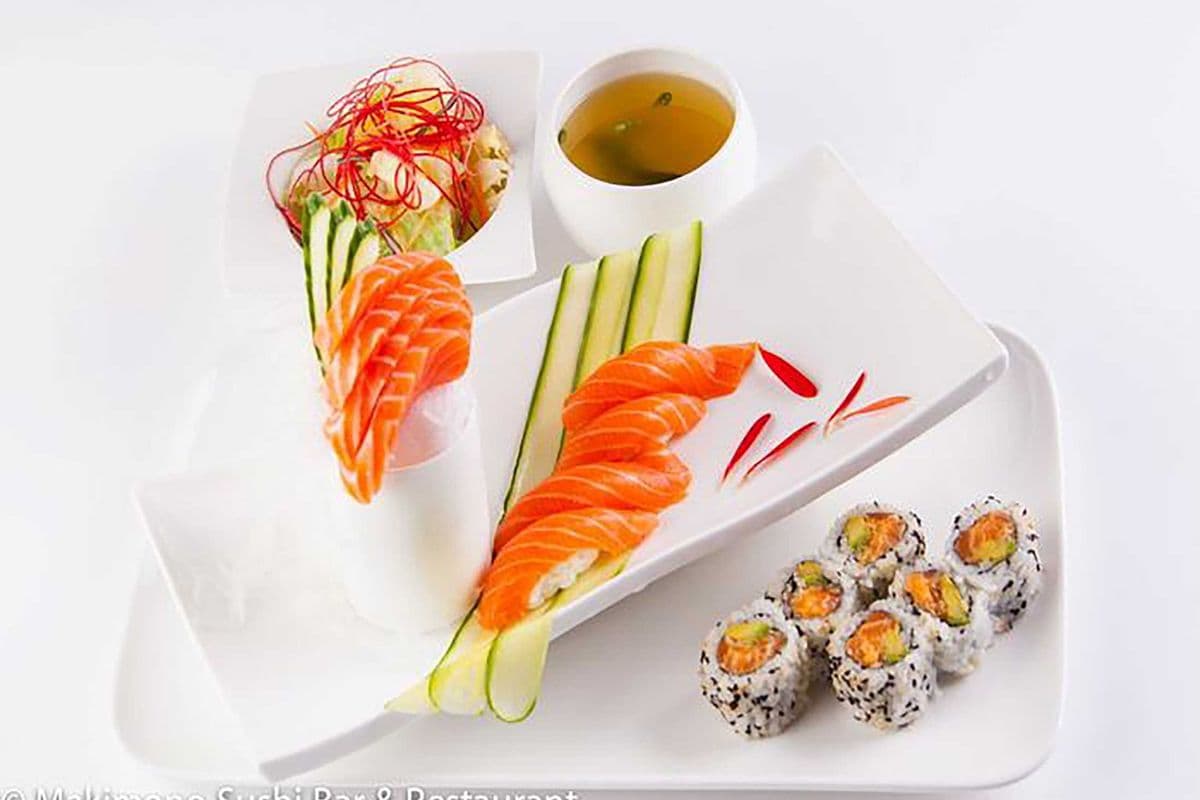 Salmon Delight (14 pcs)