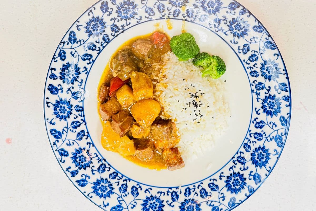K5 沙爹牛肉盖饭 Satay Beef Rice