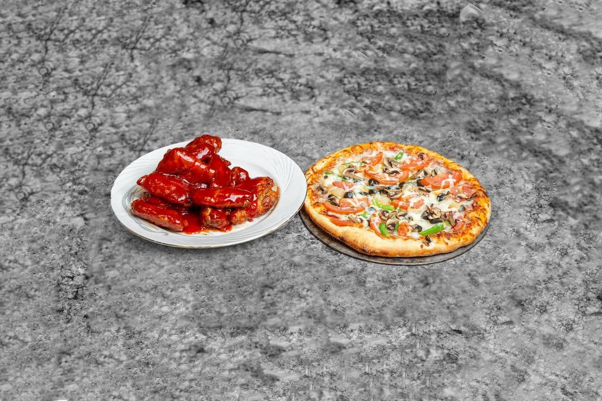 Party Pizza and Thirty Wings Combo
