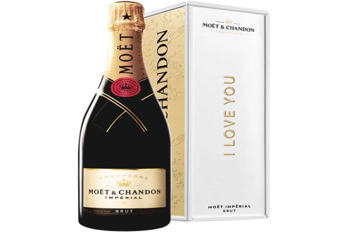 Moet & Chandon Brut Imperial I Love You (1 x 750ML)