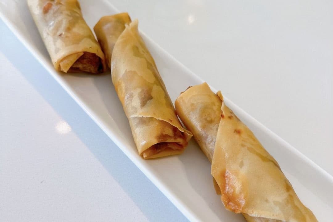 D16. Taro Roll 芋丝春卷