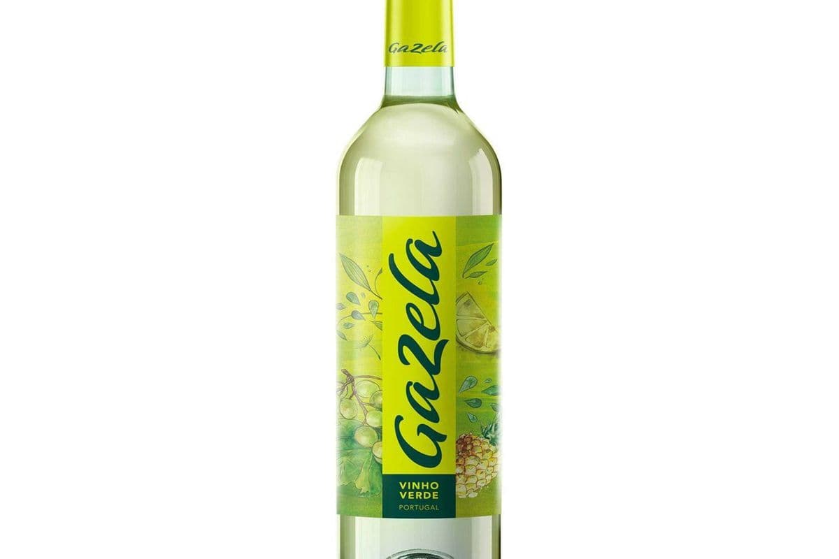 SOGRAPE GAZELA VIHNO VERDE 750 ML (1 x 750 ML)
