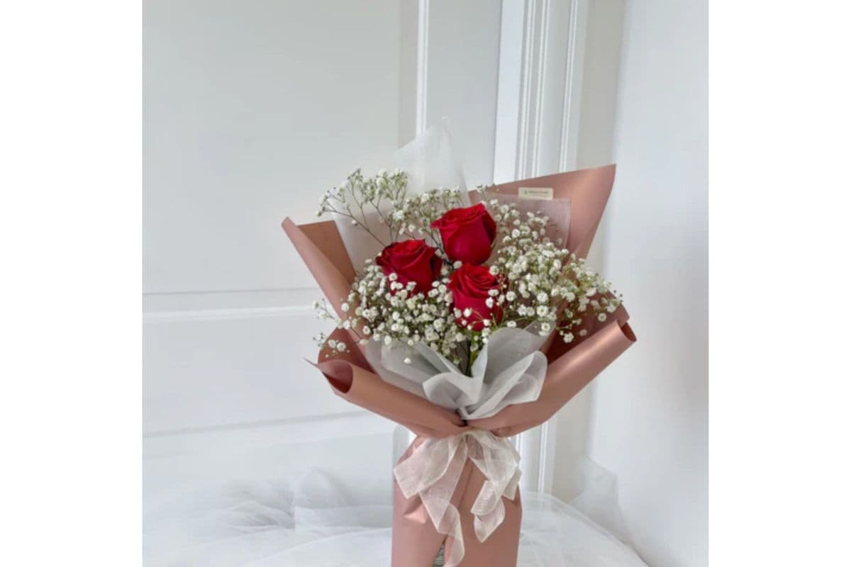 Three Red Roses Bouquet