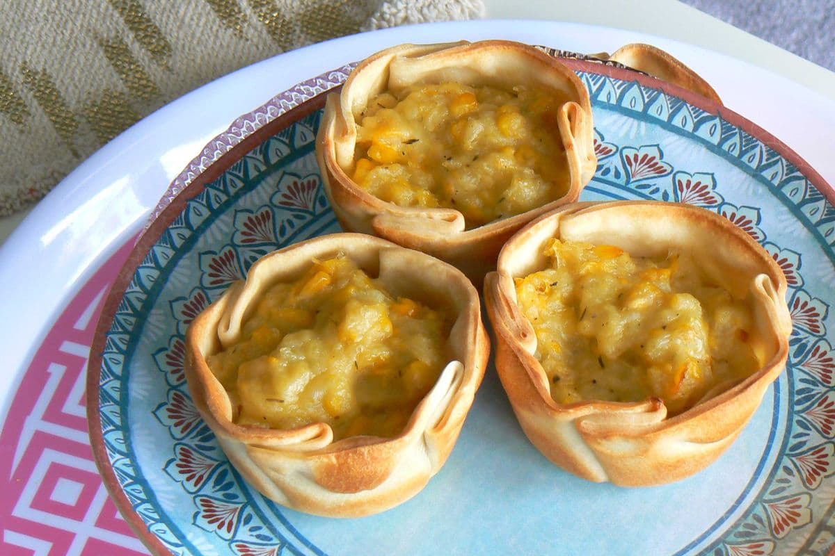 Creamy Corn, Caramelized Onion, and Vegan Bechamel (3 in round)