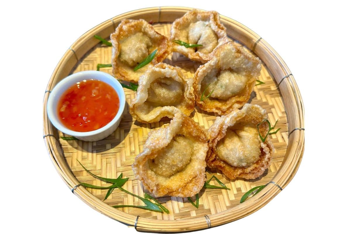 E4. Wontons frits ou vapeur (pork) / E4. Fried or Steamed Wontons (Porc)