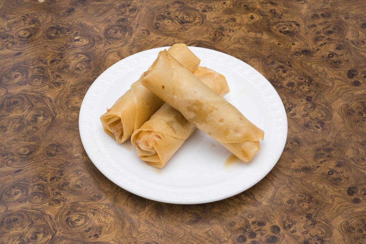 1. Vegetable Spring Roll(4pcs) 素菜春卷