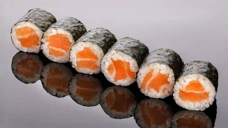 Sake Hosomaki