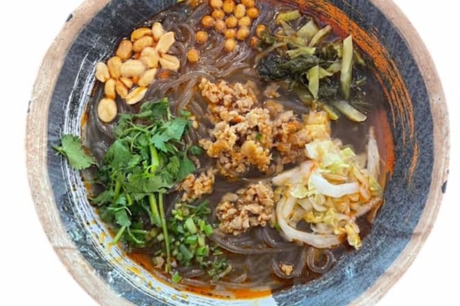 Sour and Spicy Noodle (酸辣粉)