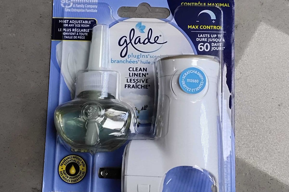 Glade clean Linen Air freshner