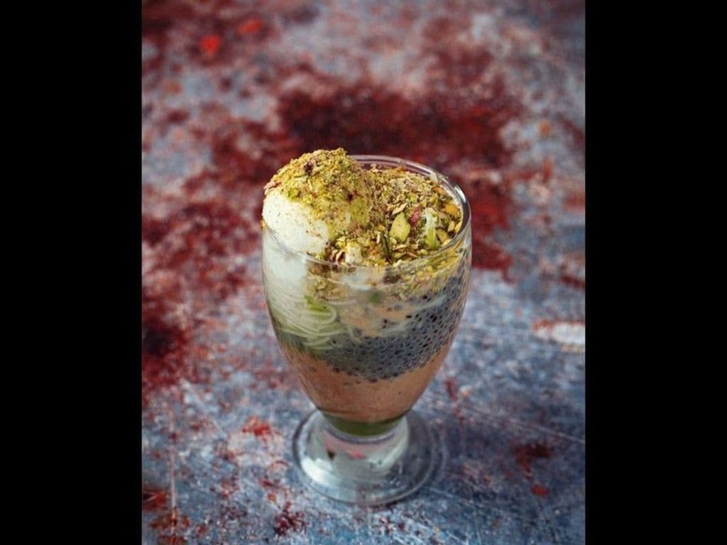 Lrg Mawa Badam Falooda