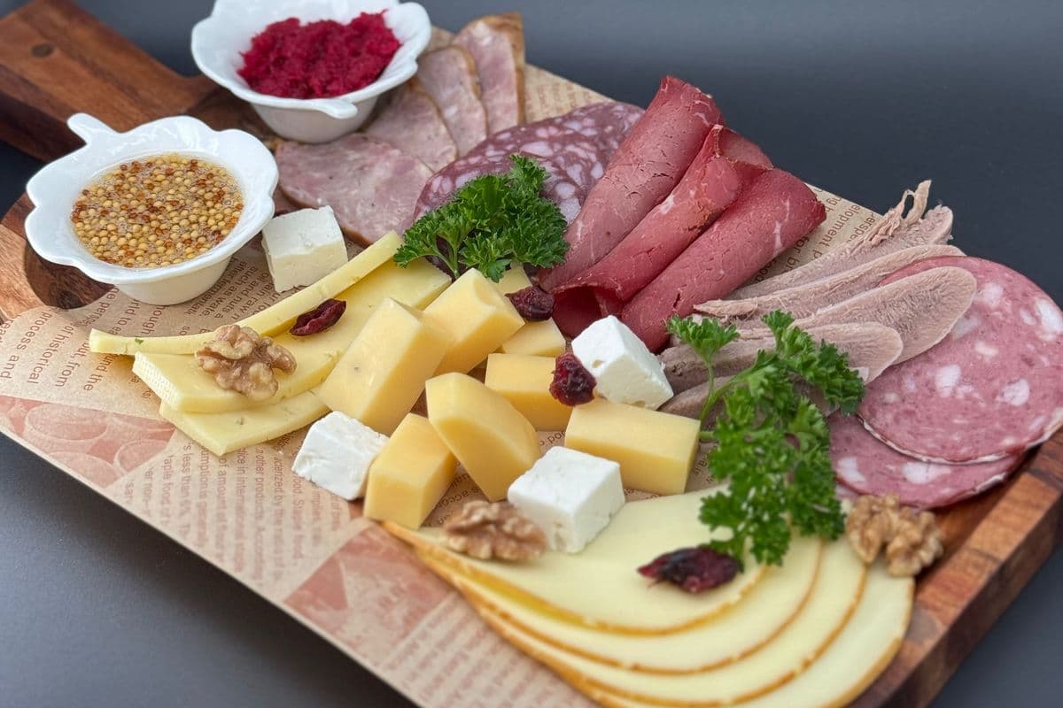 Cheese & Sausage Platter