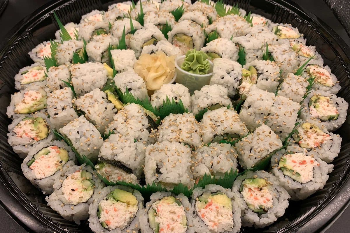 California Roll Tray (64 pcs)