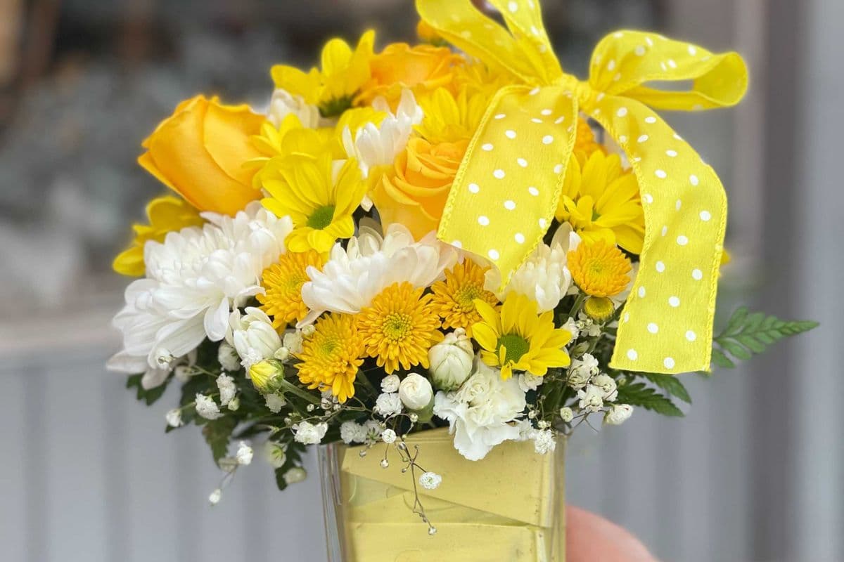 Flower Vase Arrangement
