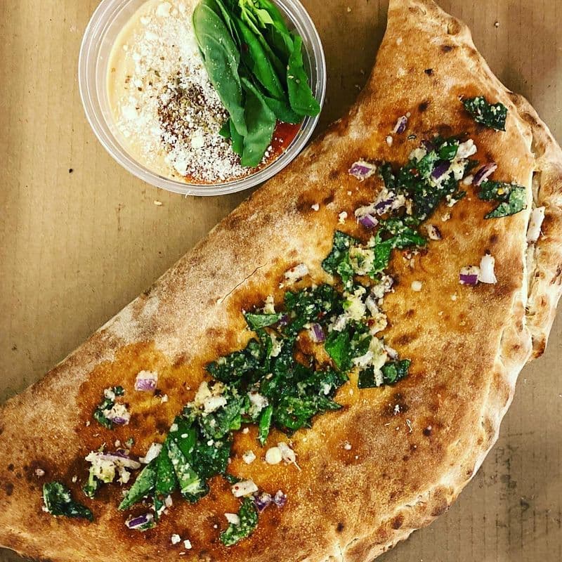 Salumi Calzone