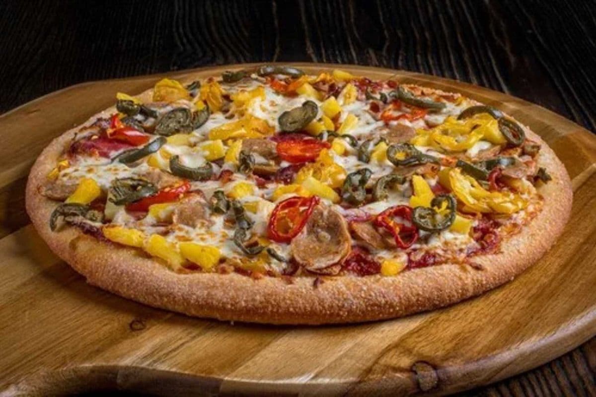 10" El Chupacabra Pizza