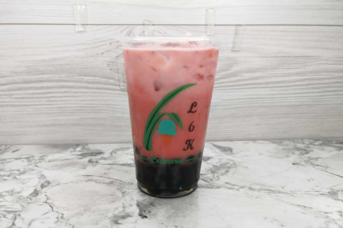 Thé aux perles au melon d'eau / Water melon bubble tea (500 ml)