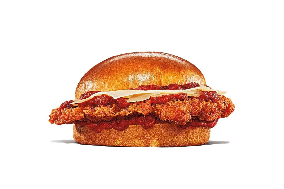 Spicy Chicken Parmesan Sandwich (610 Cals)
