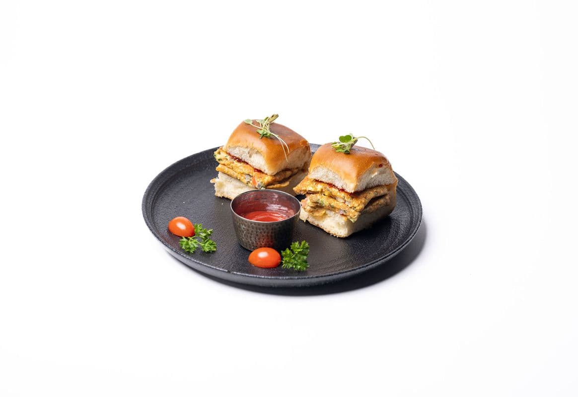 Parsi Omlette Sando