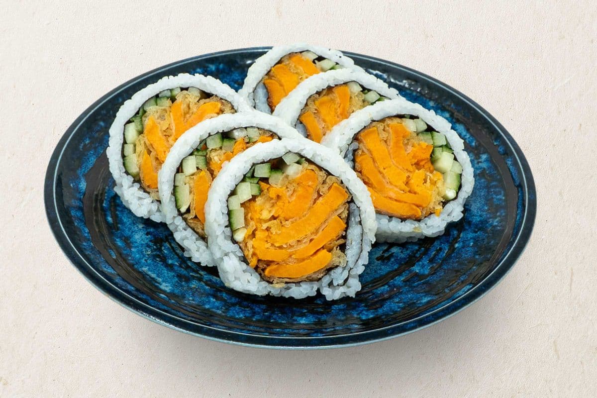 Yam Roll (Vegetarian) (6pcs)