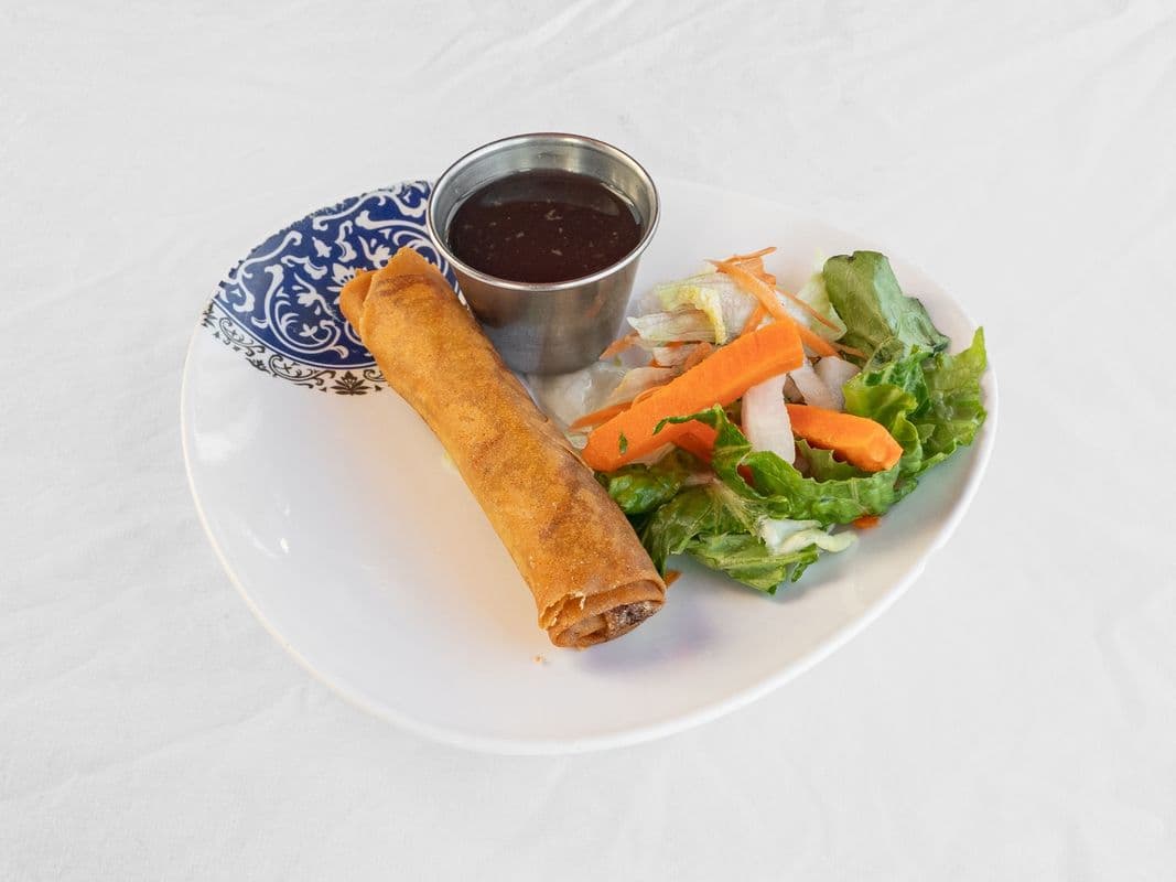 Rouleau impérial au poulet / Chicken Imperial Roll (2)