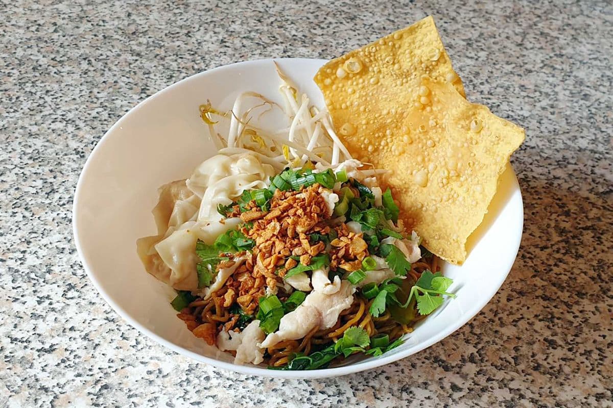 N8_Nouilles aux Œufs wonton au poulet / Chicken Wonton Egg Noodles