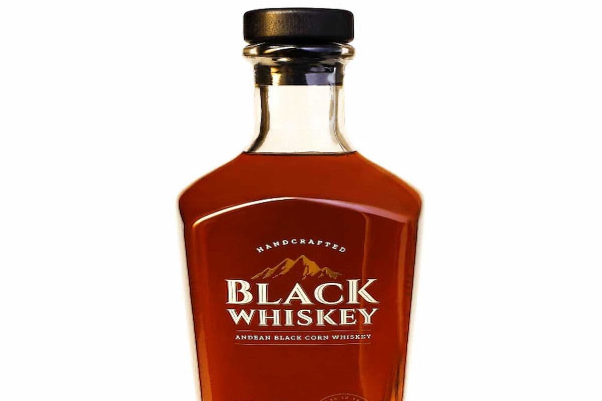 BLACK WHISKEY - PERU (1 x 750ML)