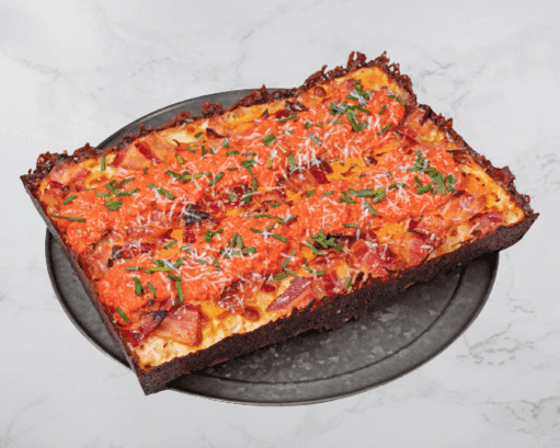 Pizza Vodka Bacon style Détroit / Detroit-Style Vodka Bacon Pizza