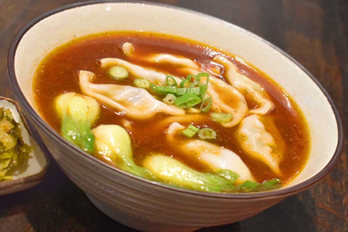 Signature Dumpling Soup 紅燒湯餃