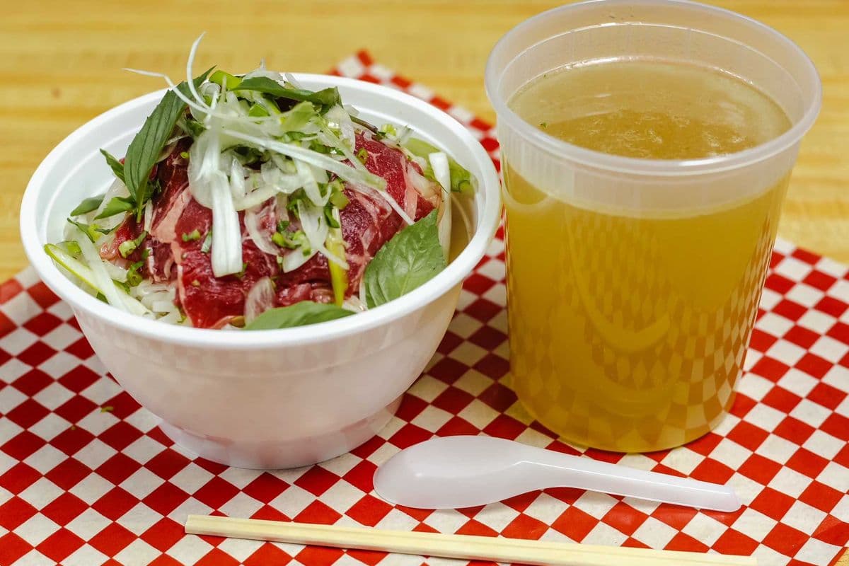 P02. Phở Tái