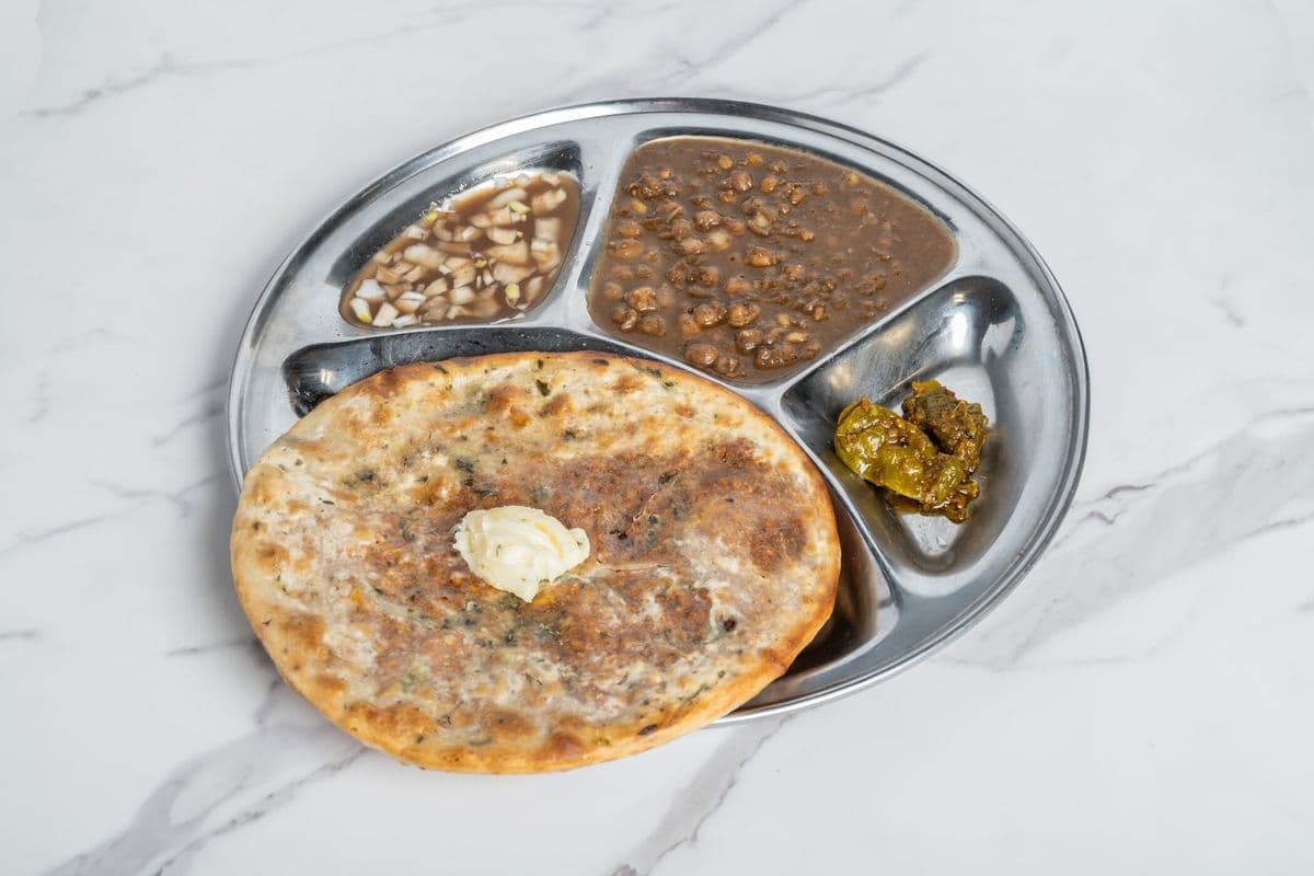 Amritsari Aaloo Kulcha