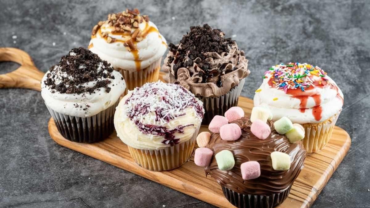 6 Pack Cupcakes