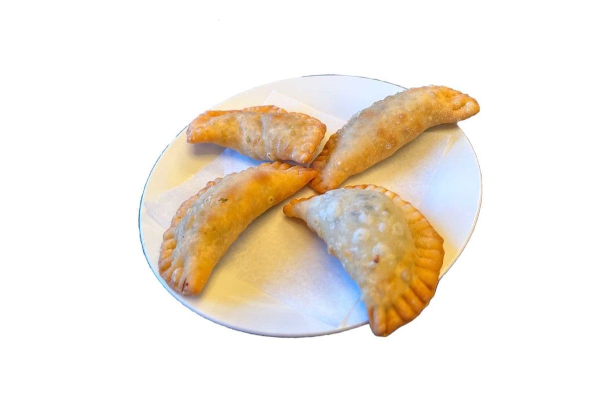 Cheese Sambousik 4 Pieces