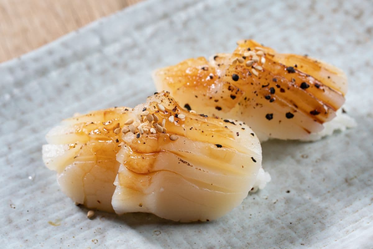 D05. Aburi Sea Scallop