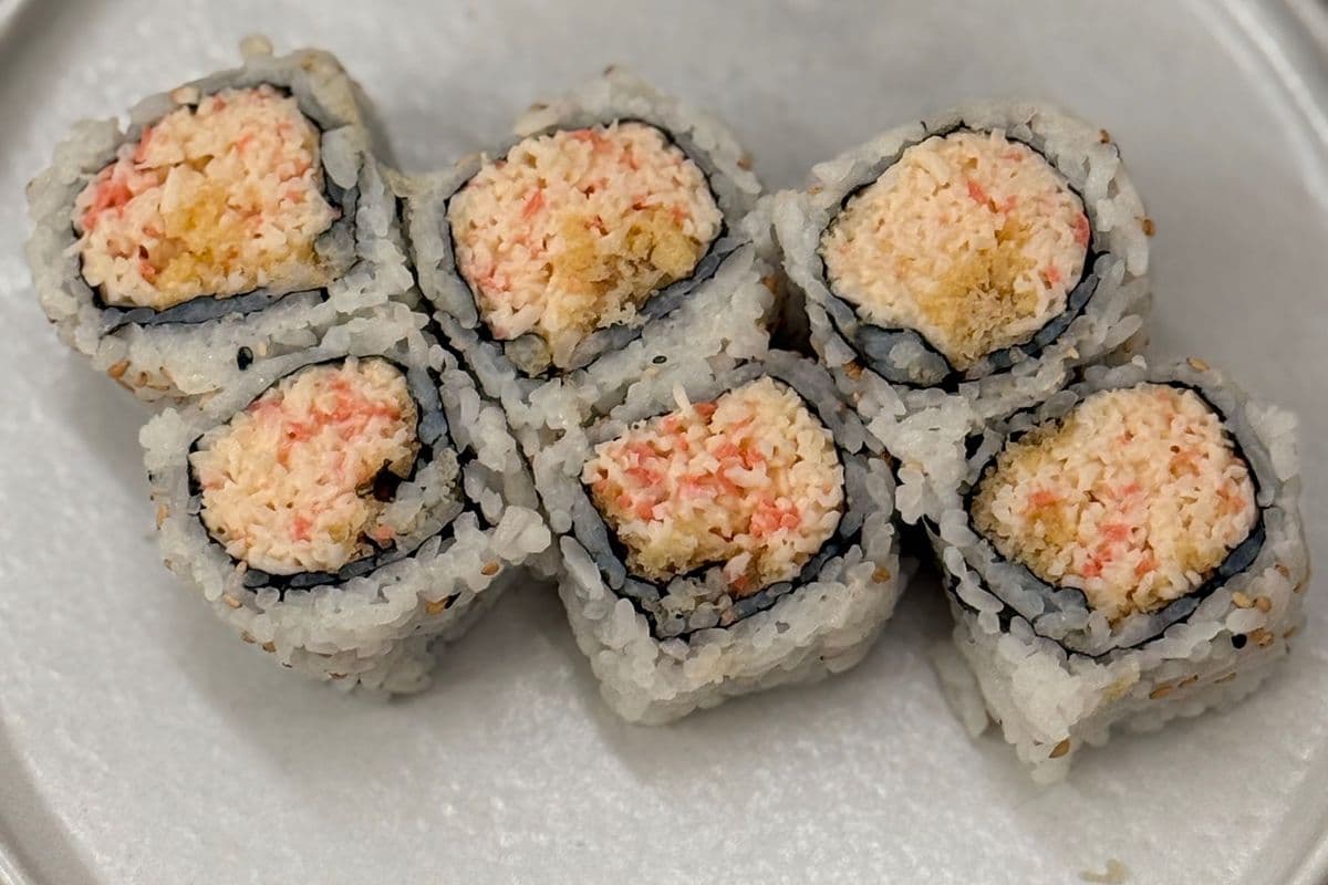 Spicy Crab Roll (6 pcs)