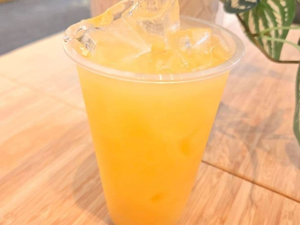 Passion Fruit Yakult Breeze