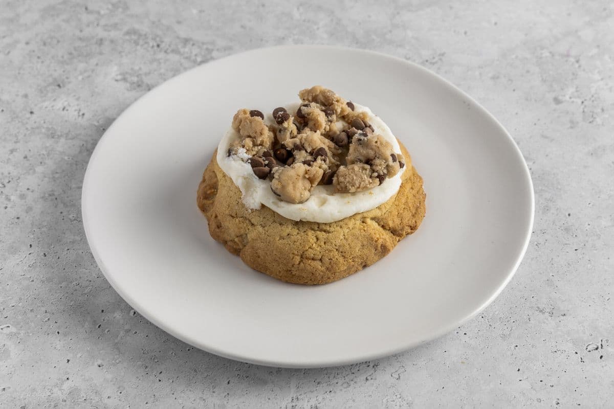 Cookie Dough Cookie (1 pc)