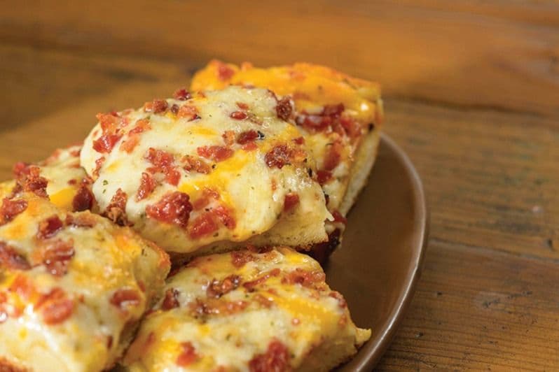 Thick n Cheesy Bread with Bacon