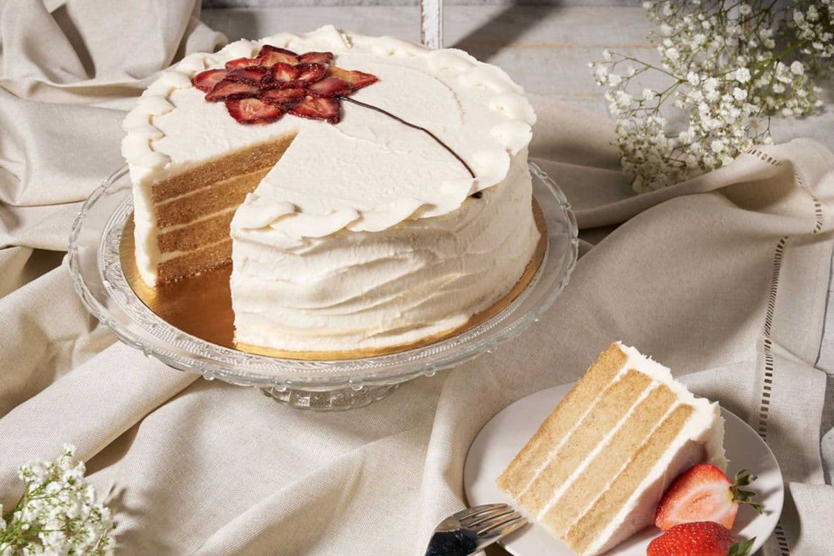 Vegan Vanilla Cake 9"