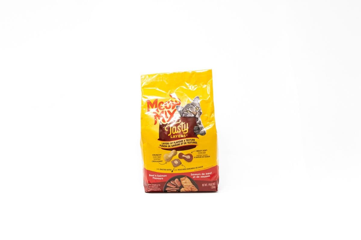 Meow Mix Tasty Layers (Beef&Salmon Flavours) (1.36)