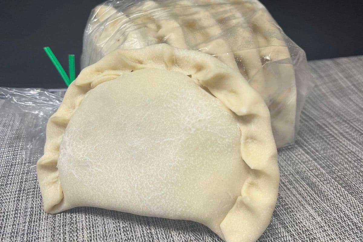 Frozen Chicken Empanadas 1/2 dozen